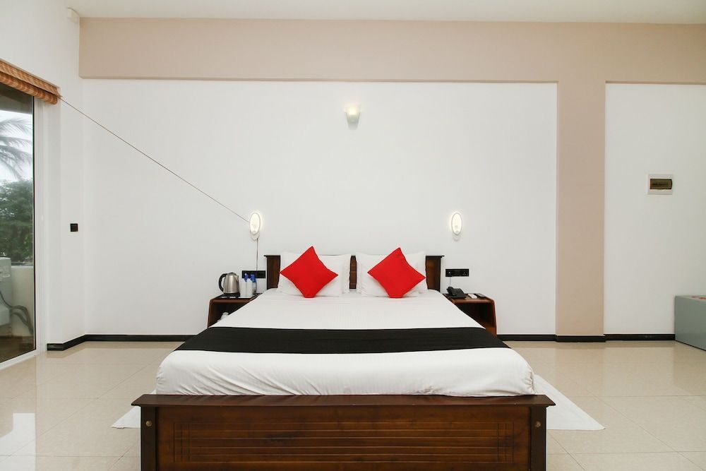 Негомбо: Capital O 311 Grace Beach Resort