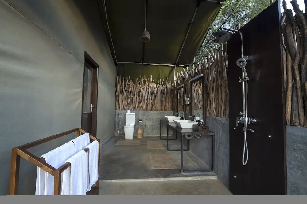 Тиссамахарама: Ceylon Wild Safaris Yala
