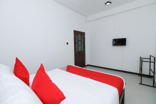 Амбалангода: OYO 407 Royal Rich Villa