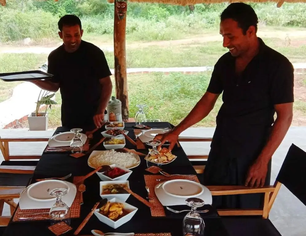 Катарагама: Ceylon Wild Safaris