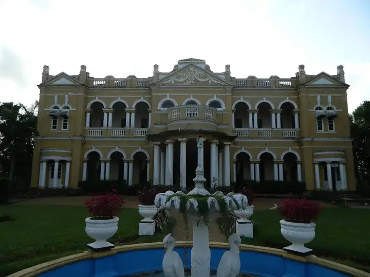 Ваддува: Oyo 417 the Kenrish Hotel
