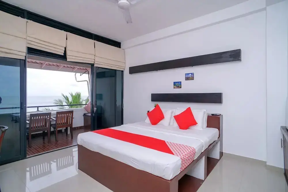 Галле: OYO 427 Sahana Beach