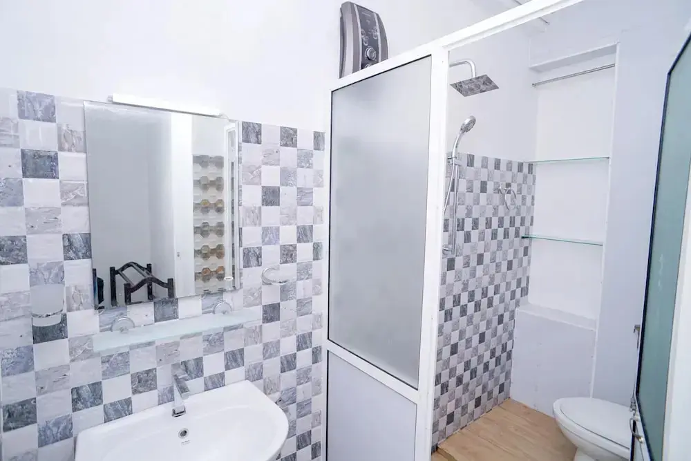 Галле: Oyo 415 Hotel Hillside