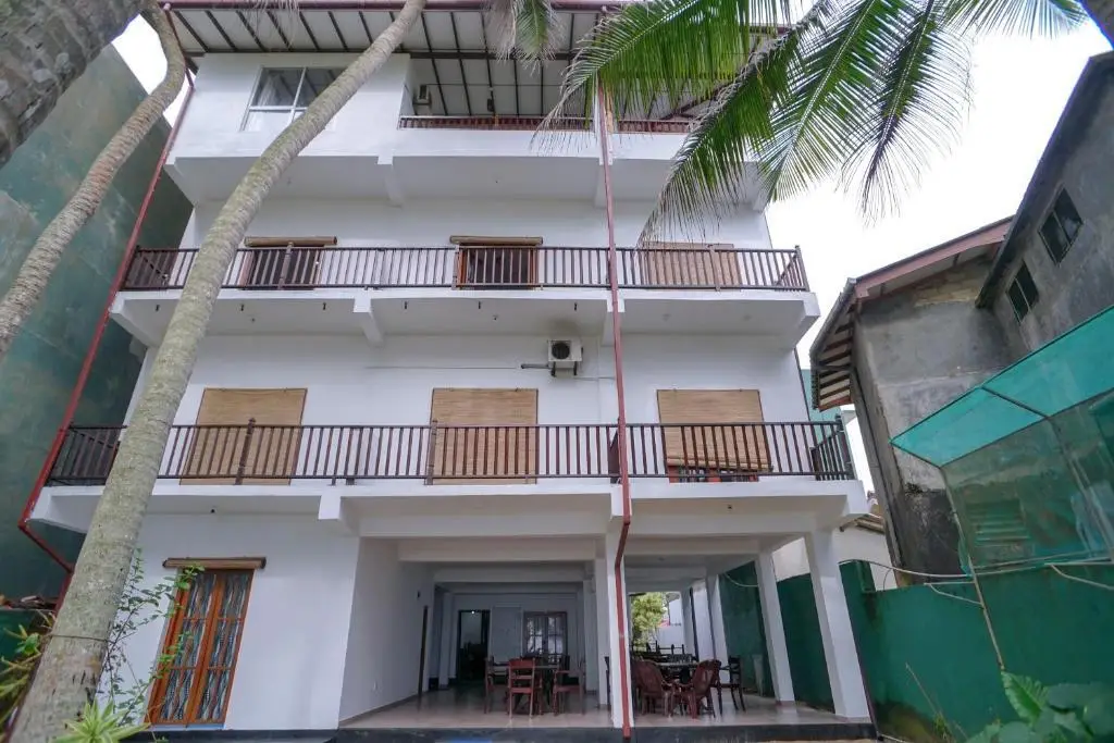 Хиккадува: OYO 435 Moon Beach Villa