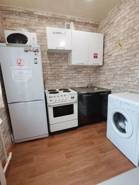 Нефтеюганск: Alatyr Nefteyugansk, neighborhood 7, 4