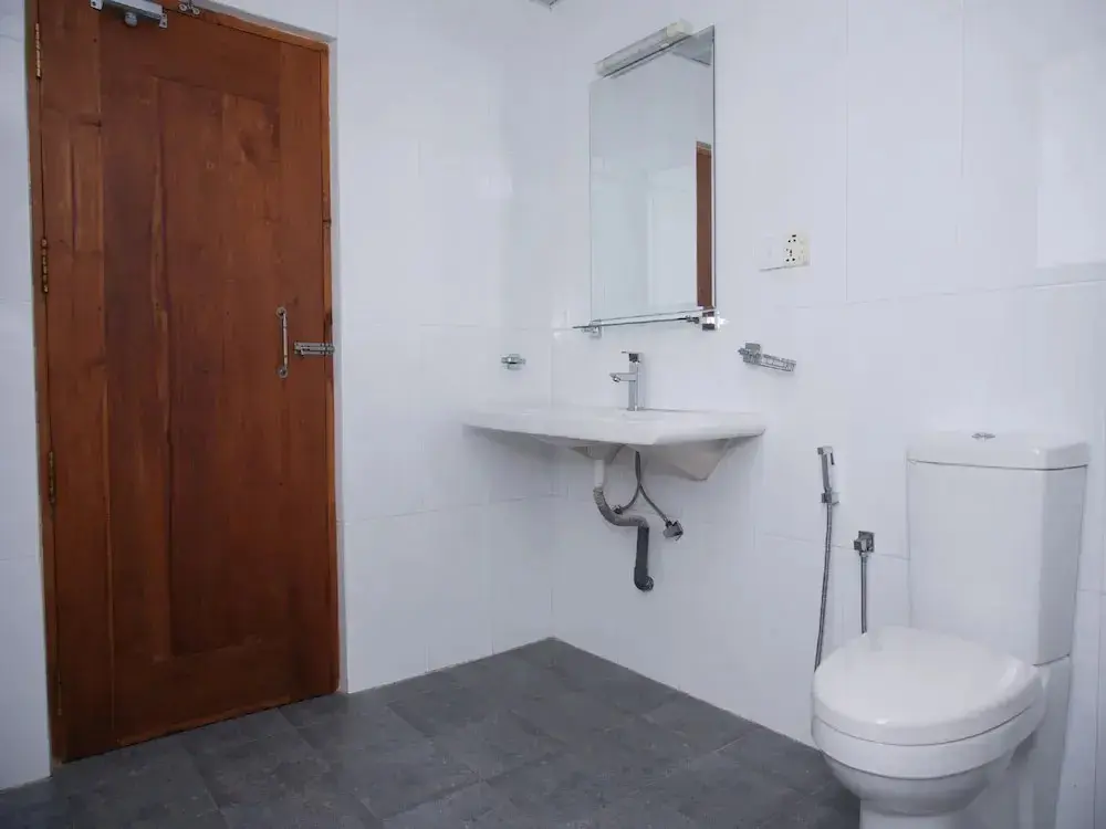 Галле: Capital O 398 Hotel Sea Line