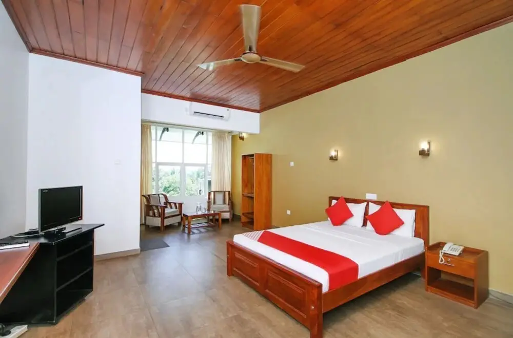 Моратува: OYO 471 Randiya Hotel