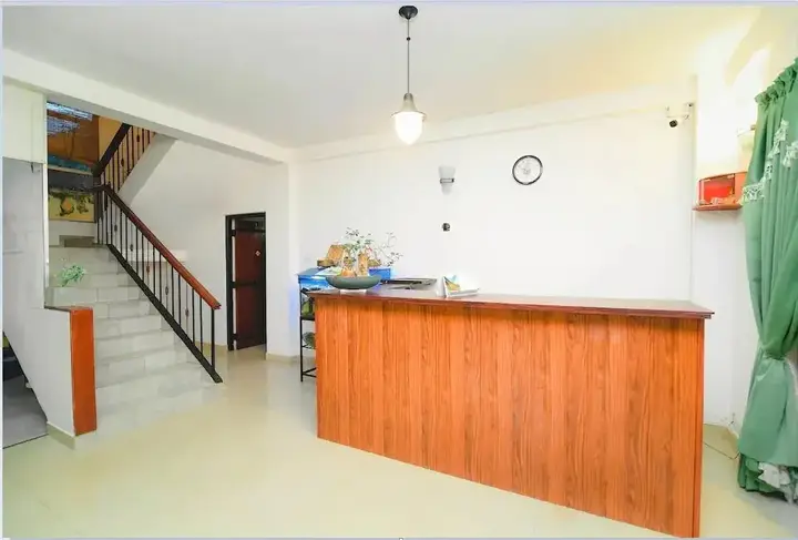 Канди: Oyo 464 Tropicana Residence