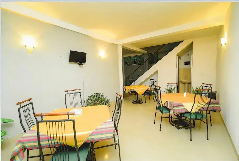 Канди: Oyo 464 Tropicana Residence