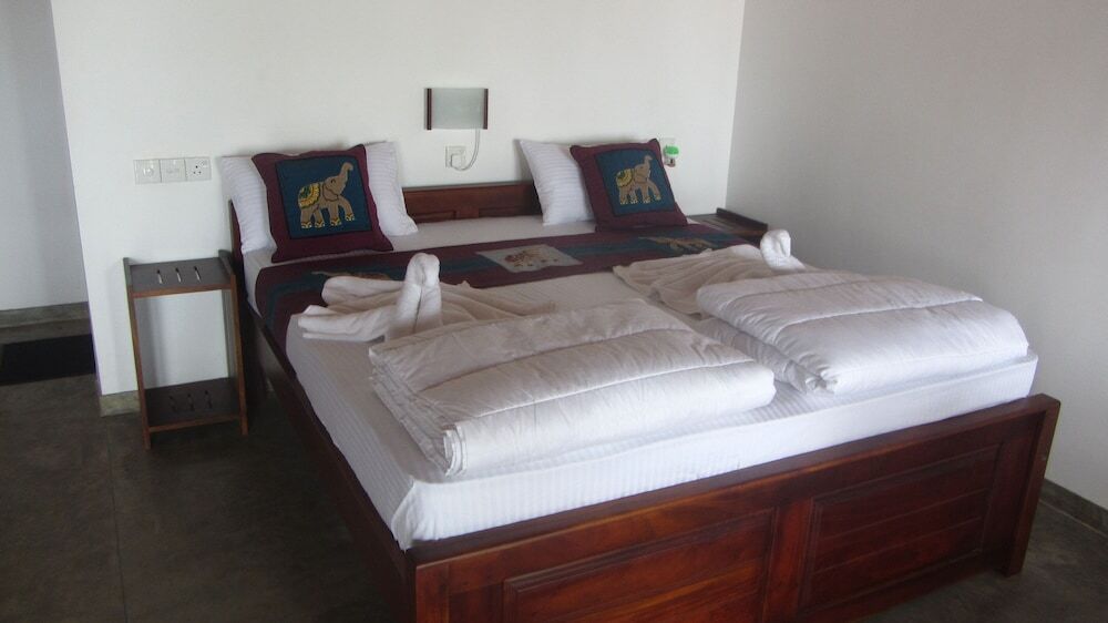 Хамбантота: Ladja Beach Resort