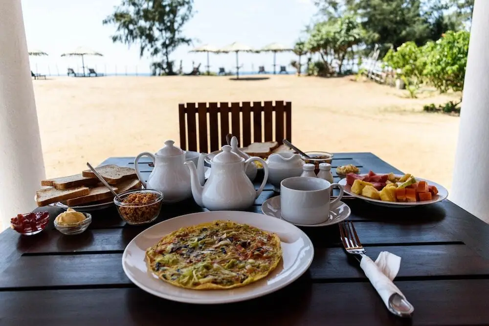 Хамбантота: Ladja Beach Resort