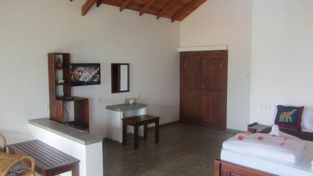 Хамбантота: Ladja Beach Resort