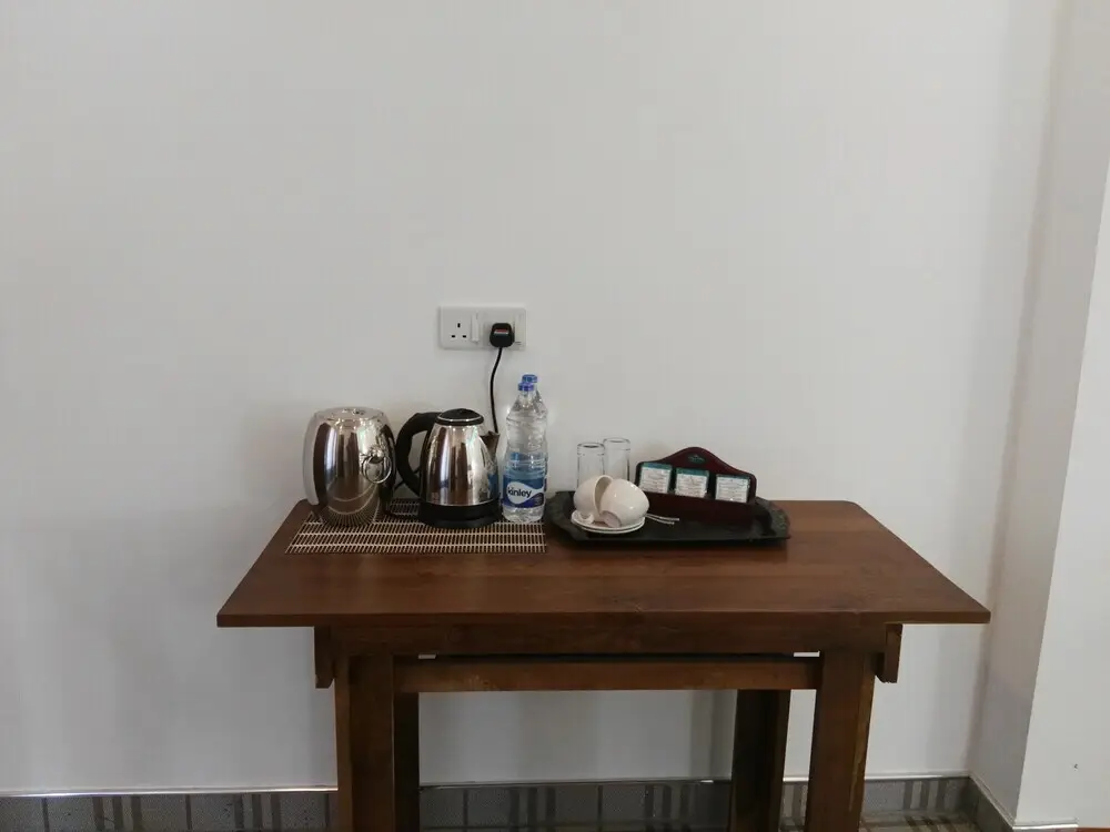 Негомбо: Hotel Akashayaam