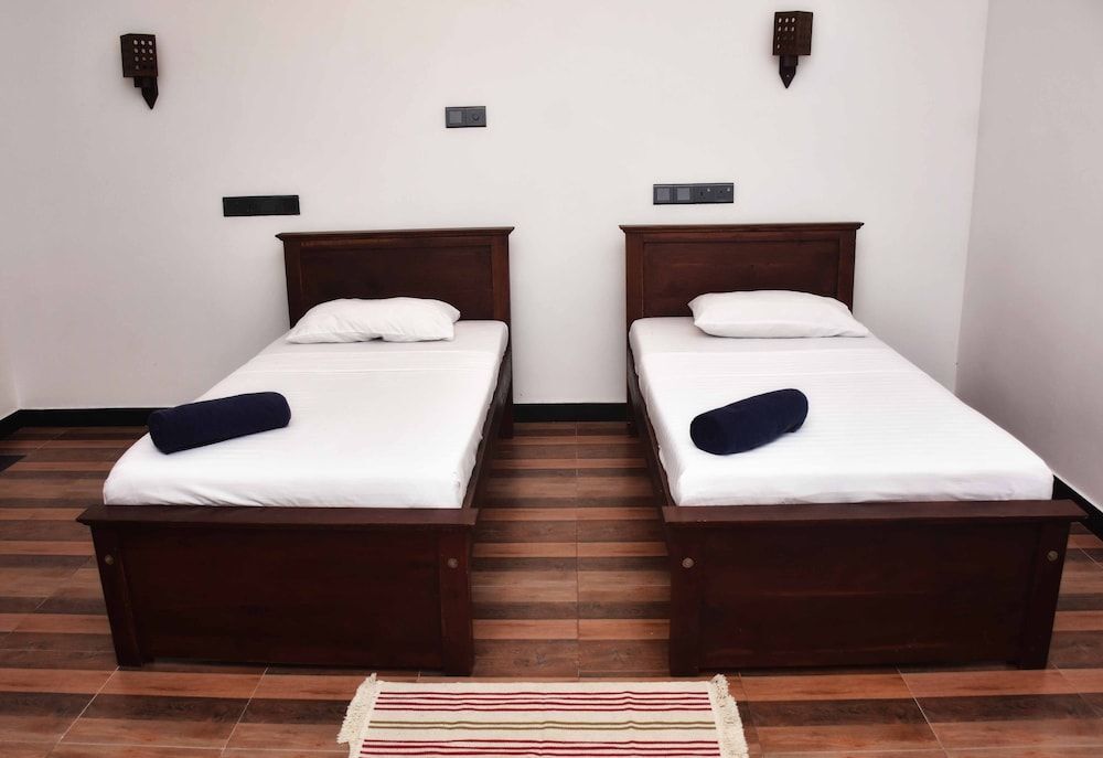 Унаватуна: Hotel Aram