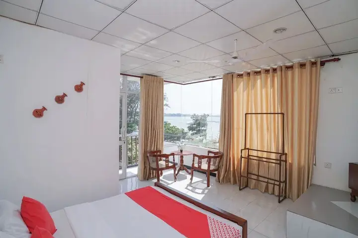 Велигама: Oyo 512 Agra Lanka Beach Resort