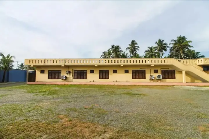 Хиккадува: Oyo 519 Sananda Hotel