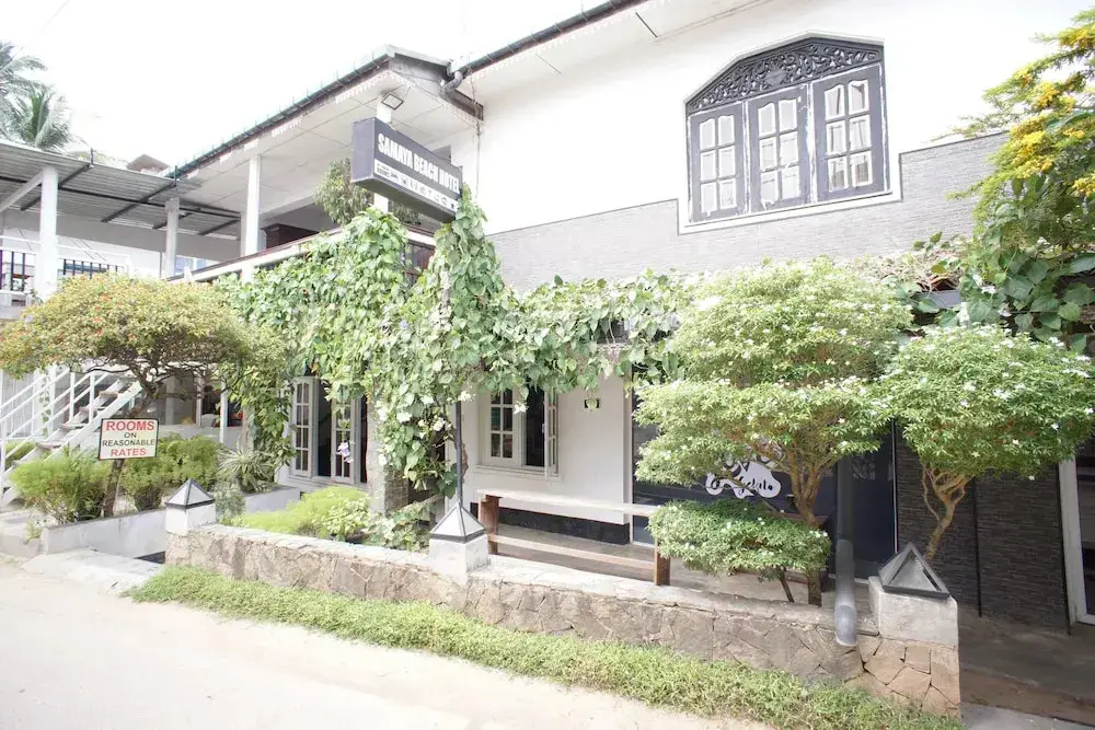 Унаватуна: Oyo 528 Hotel 99