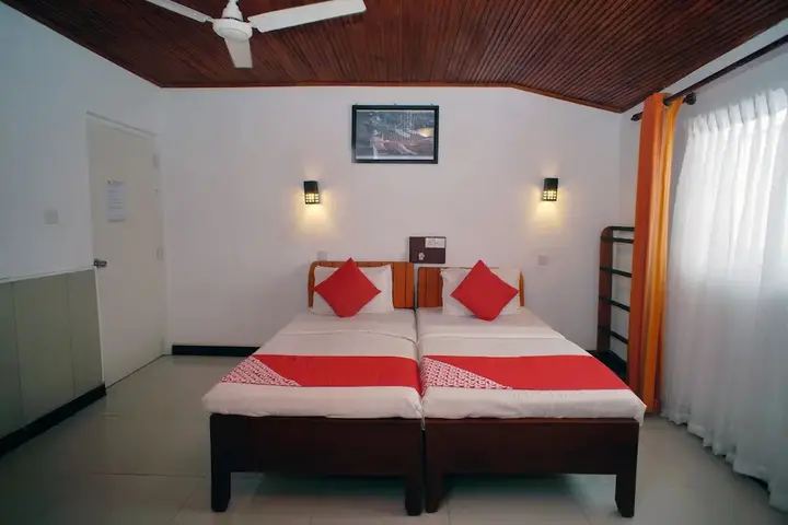 Унаватуна: Oyo 528 Hotel 99
