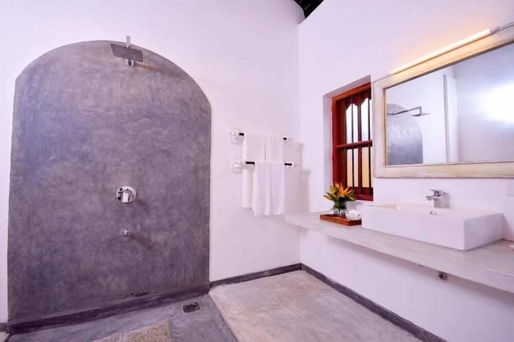 Ахунгалла: Ayurveda Villa 386