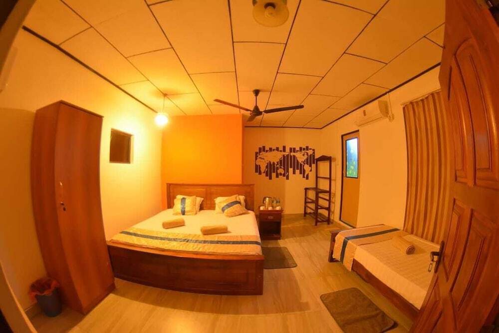 Негомбо: Royal Waves Negombo