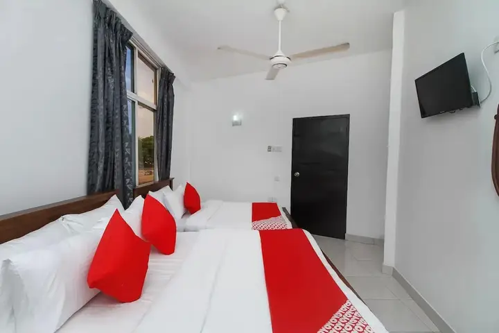 Негомбо: OYO 538 Sandamali Transit Hotel