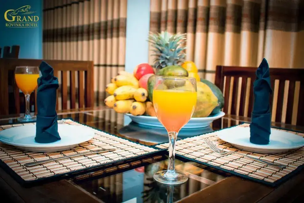 Гора Lavinia: OYO 361 Grand Rovinka Hotel