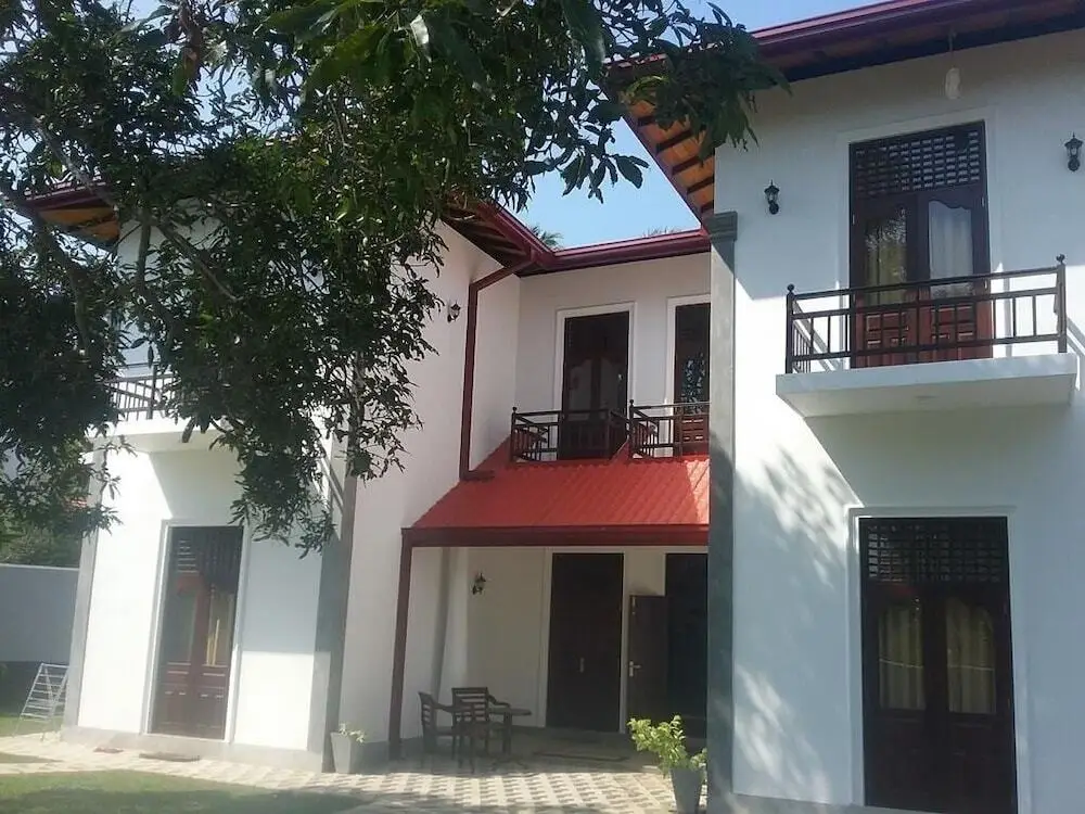 The villa has 6 bedrooms, 1 bathroom, a flat-screen Tv with satellite channels, — фото 1