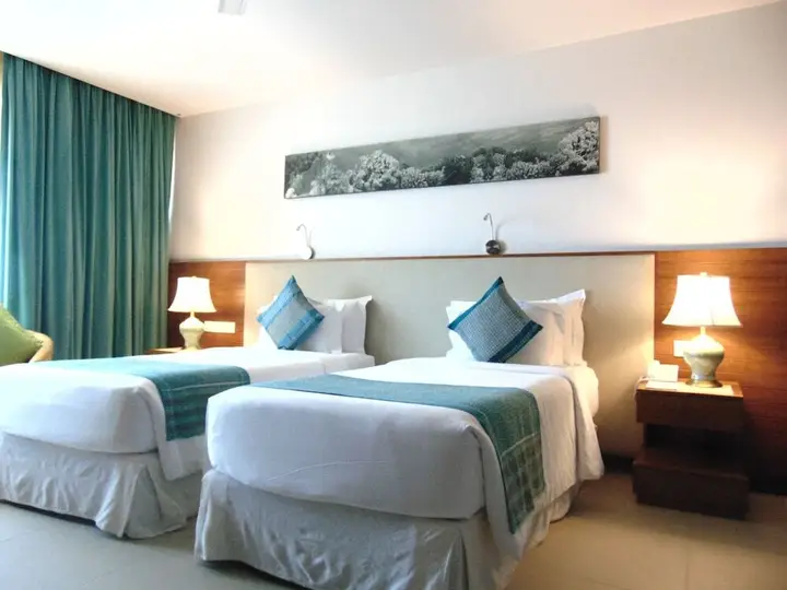 Ваттала: Reefs Edge Hotel