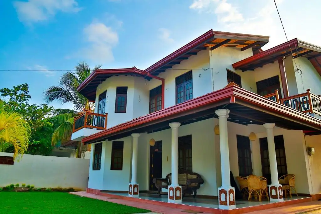 Тангалла: 4 S Villa