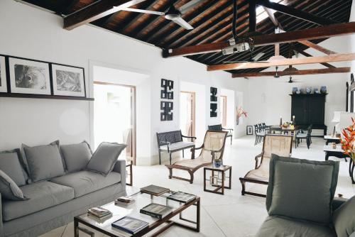 Галле: Villa 32 Middle Street