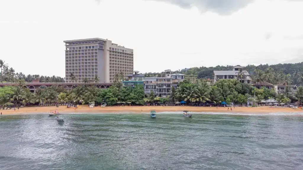 Унаватуна: Wave Beach Resort Unawatuna