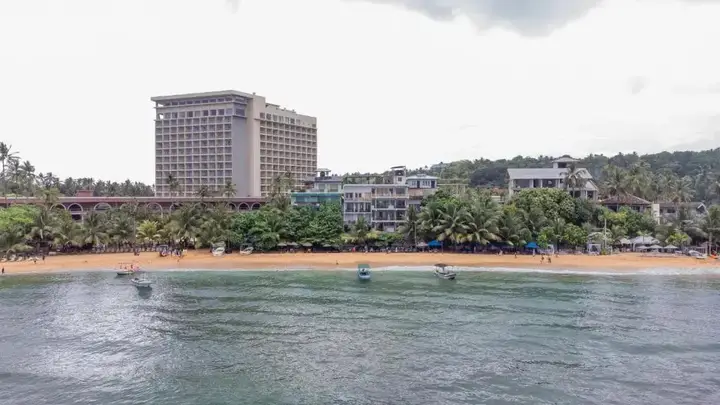 Унаватуна: Wave Beach Resort Unawatuna