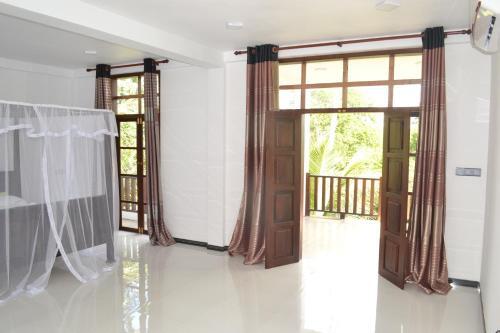 Тангалла: Dinuri villa
