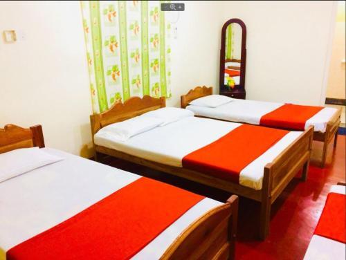 Джафна: St Anne's Hotel & Resturant