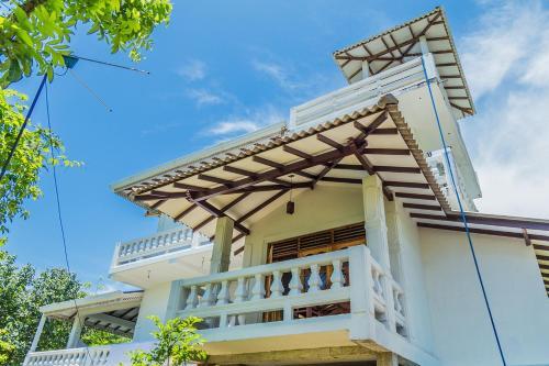 Камбуругамува: Hansagira Guest House