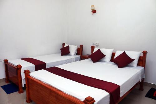 Киринда: Sarath Home Stay And Safari