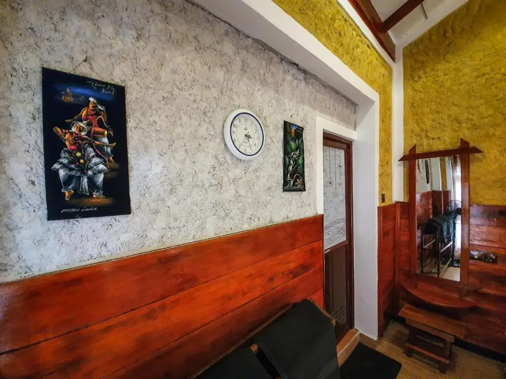 Элла: Guest Inn Avendra