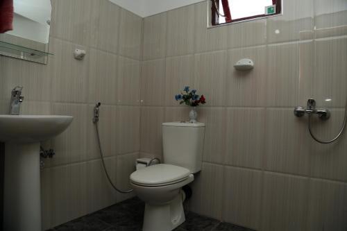 Таларамба: Surf reef guest house
