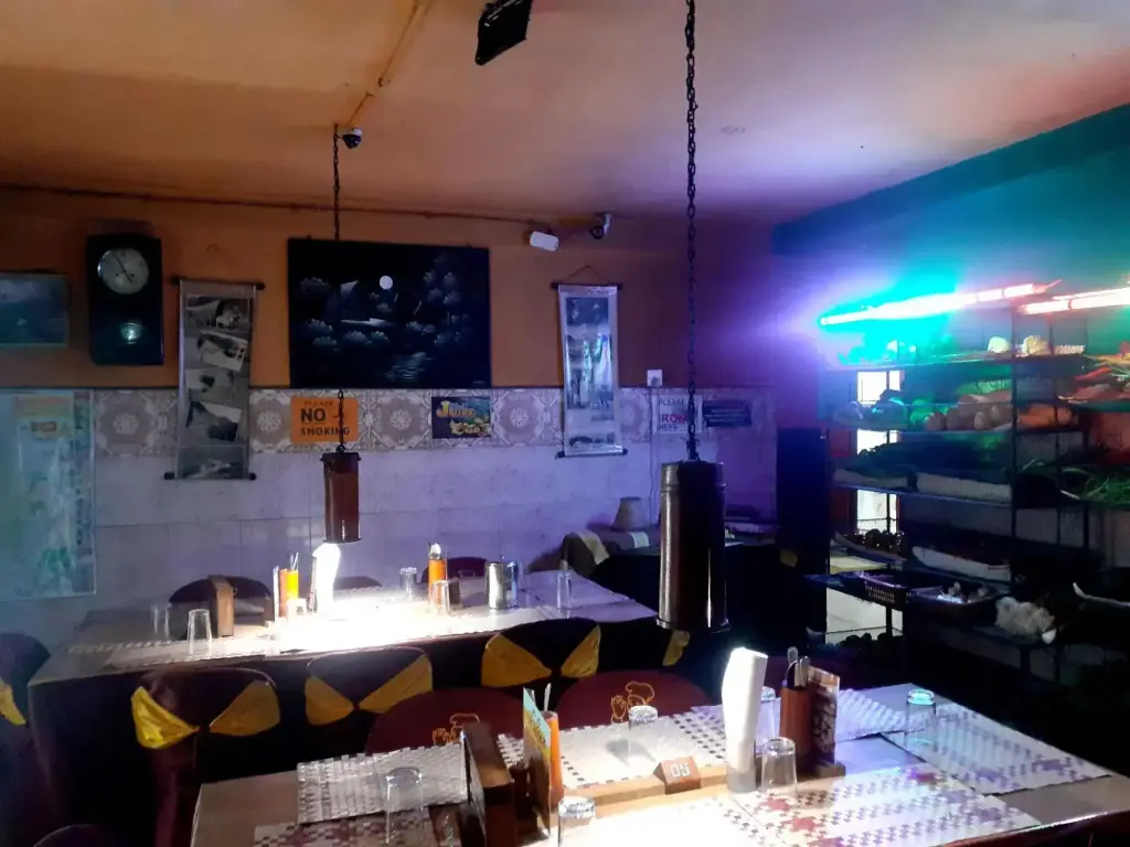 Нувара-Элия: Cool Land Hot Hut