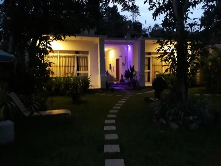 Унаватуна: Villa Olga