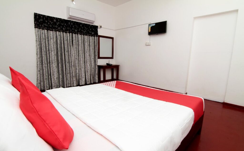 Коломбо: Hotel Bluemoon By OYO Rooms