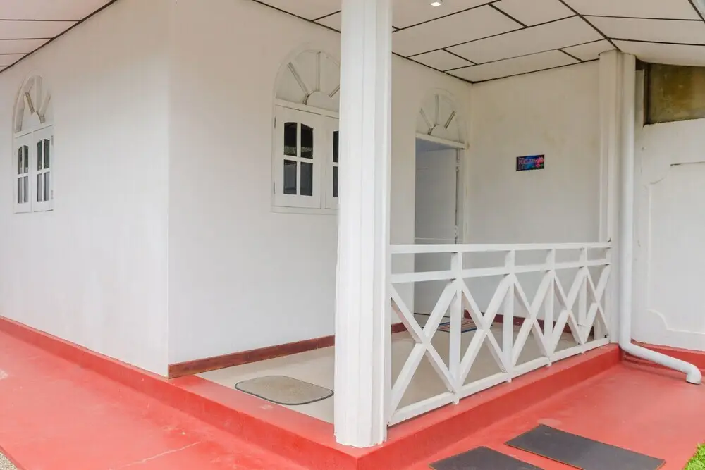 Негомбо: Sanri Villa Negombo by OYO Rooms