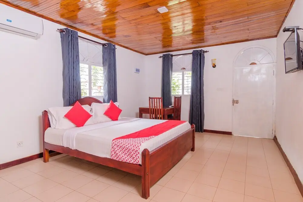 Негомбо: Sanri Villa Negombo by OYO Rooms