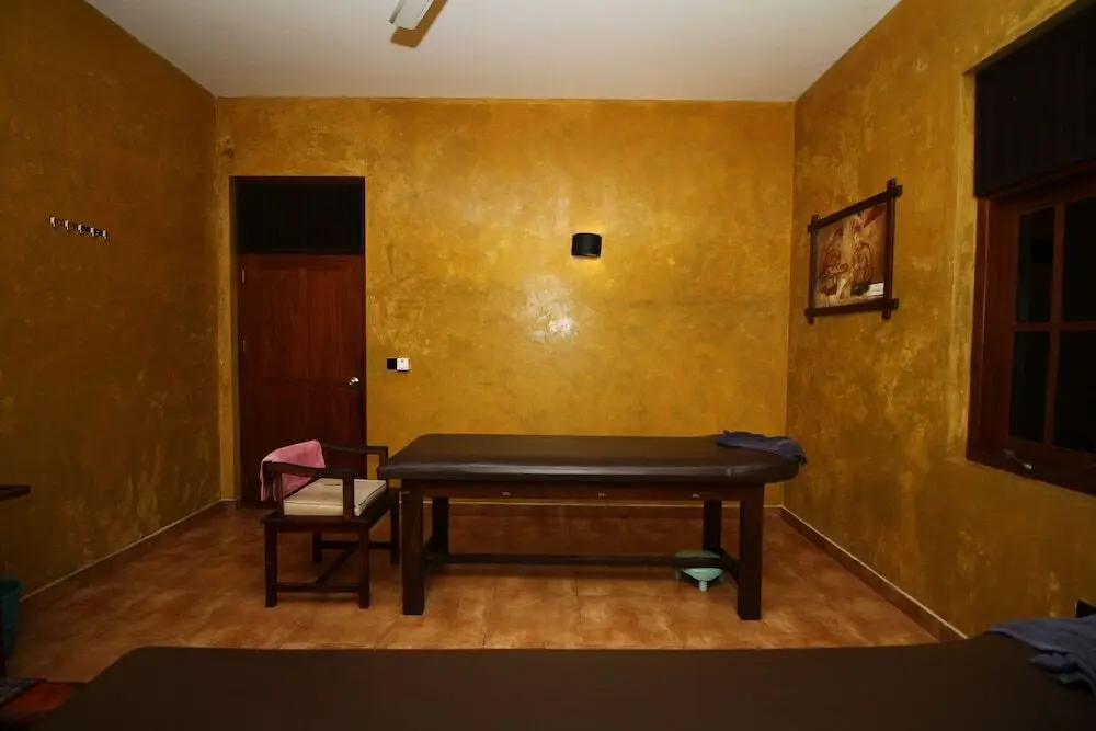 Негомбо: Jasmin Villa Ayurveda Resort by OYO Rooms