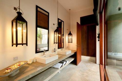 Камбуругамува: Nisala Suites