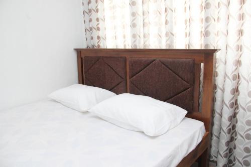 Анурадхапура: Kingfisher Family Guest & Hostel