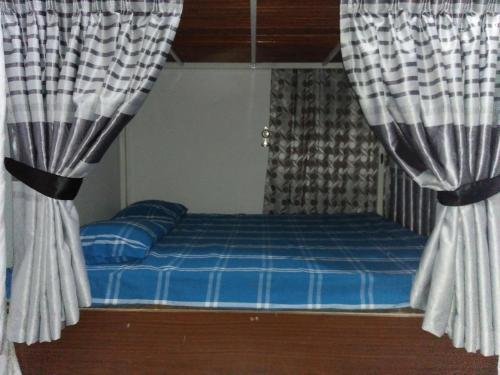 Анурадхапура: Kingfisher Family Guest & Hostel