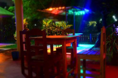 Нилавели: Kinniya INN & Suites