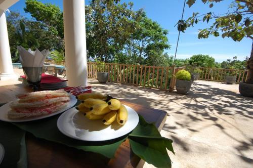 Матара: Ratnakara, a luxury 5 bed fully staffed Villa