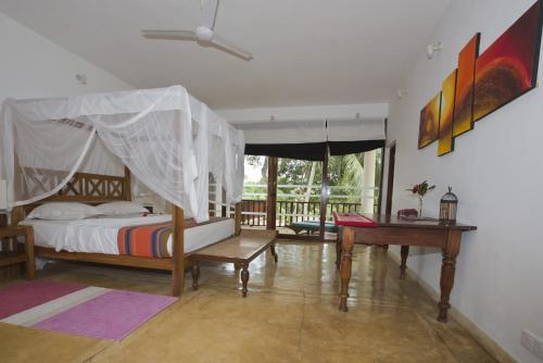 Матара: Ratnakara, a luxury 5 bed fully staffed Villa